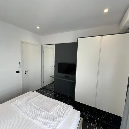 Apartment Magnifique Sarande